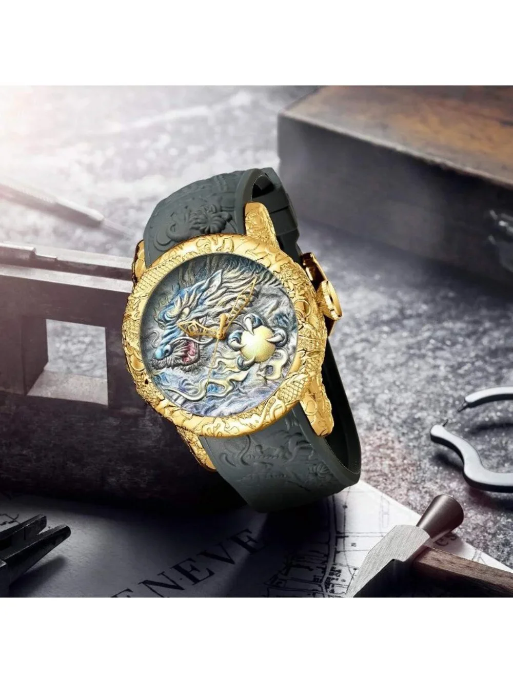 Men's Grey Fashion Analog Quartz Big Dial 3D Sculpture Dragon Luxury Wrist Watch